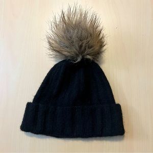 Aritzia Black Beanie